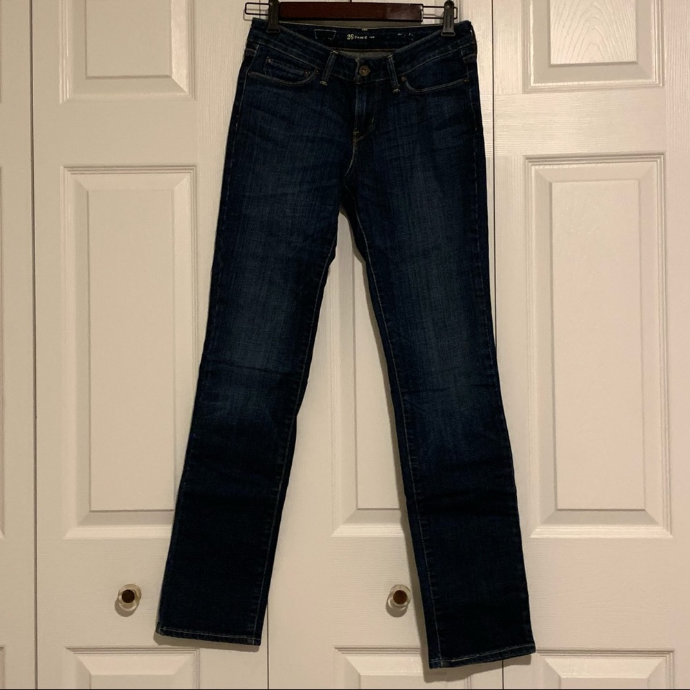 Levi’s Demi Curvy fit Low Rise jeans